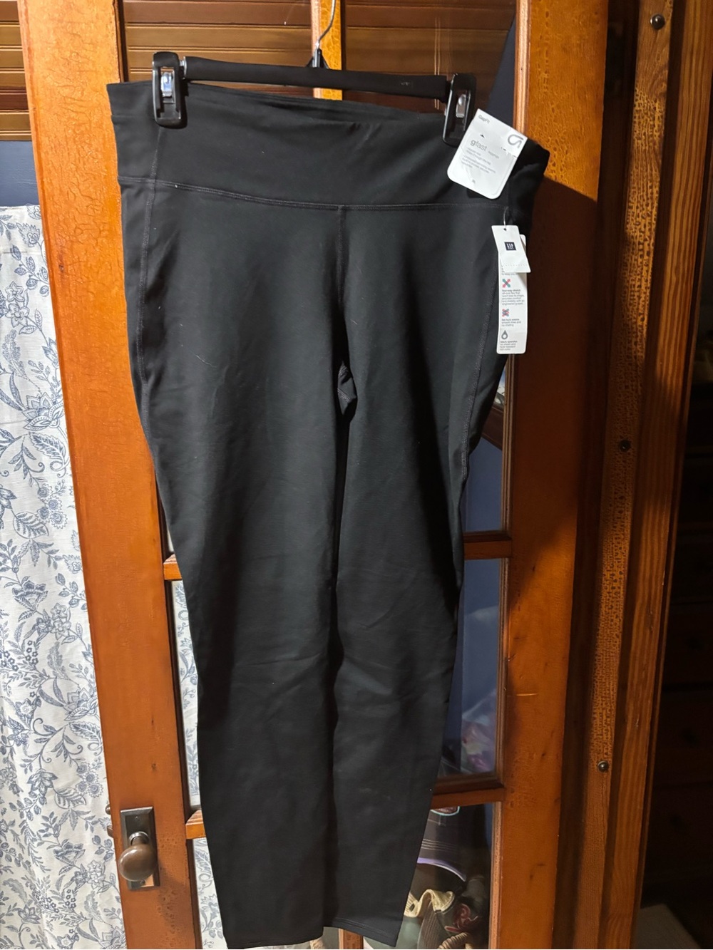 Gap fit Black High-Waist Leggings